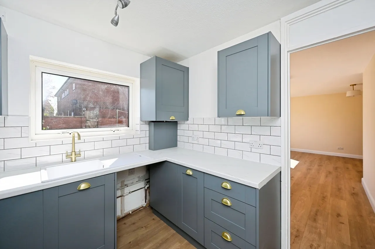 Redruth Drive, Mansfield, Nottinghamshire, NG18, photo 7