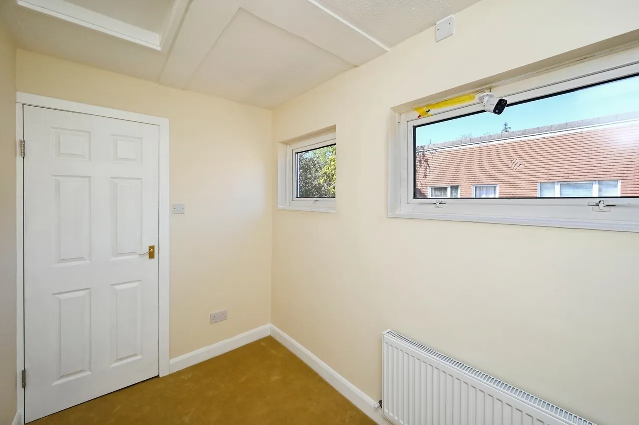 Redruth Drive, Mansfield, Nottinghamshire, NG18, photo 19