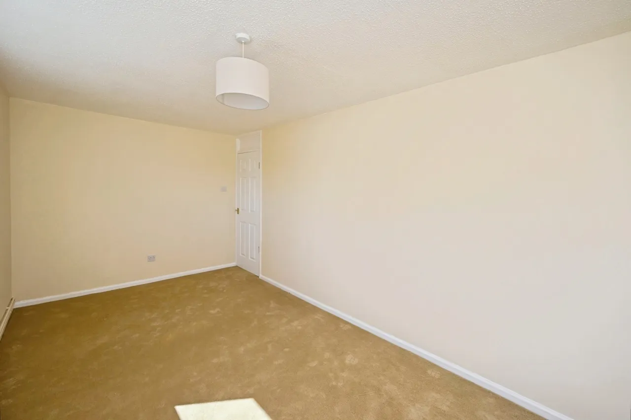 Redruth Drive, Mansfield, Nottinghamshire, NG18, photo 17