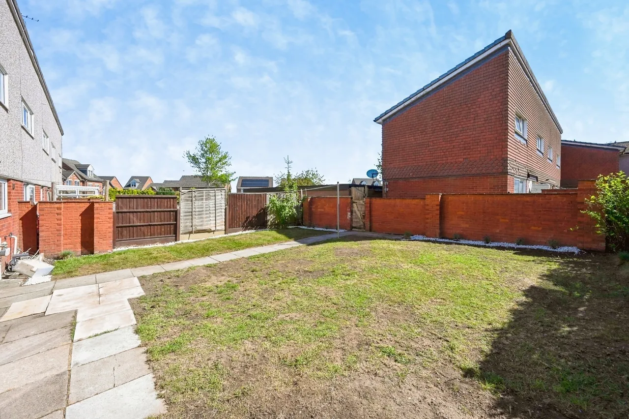 Redruth Drive, Mansfield, Nottinghamshire, NG18, photo 23