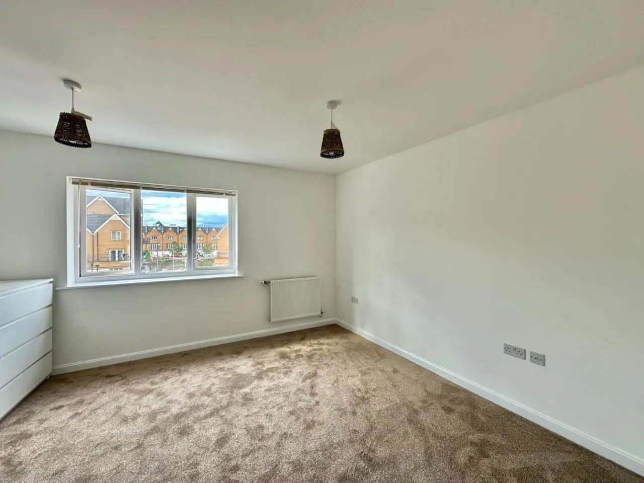Varcoe Gardens, Hayes, UB3, photo 4