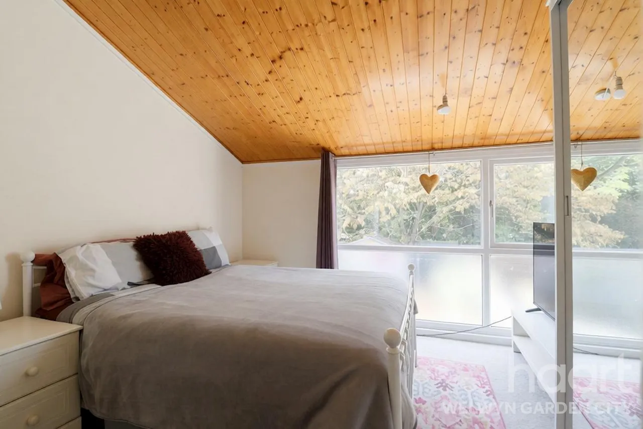 Daniells, Welwyn Garden City, AL7, photo 11