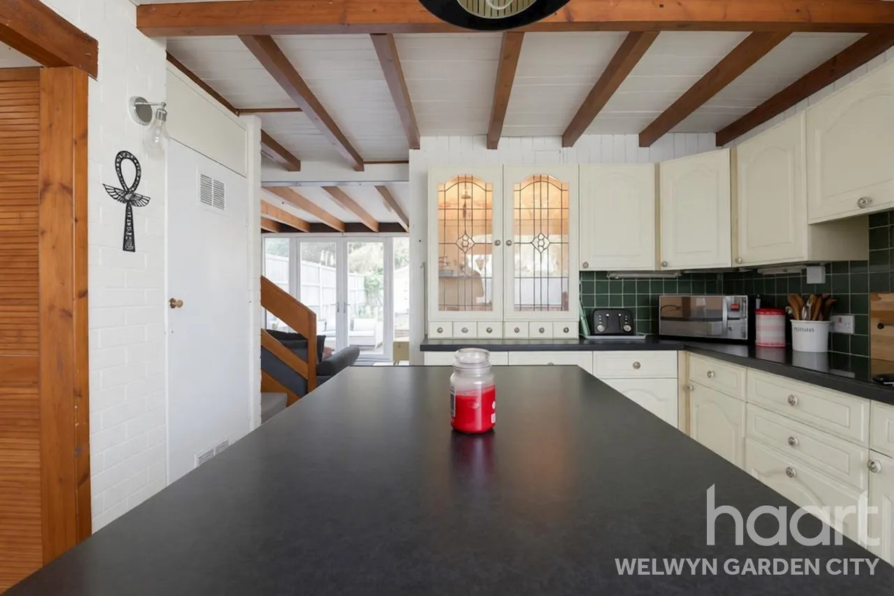 Daniells, Welwyn Garden City, AL7, photo 25