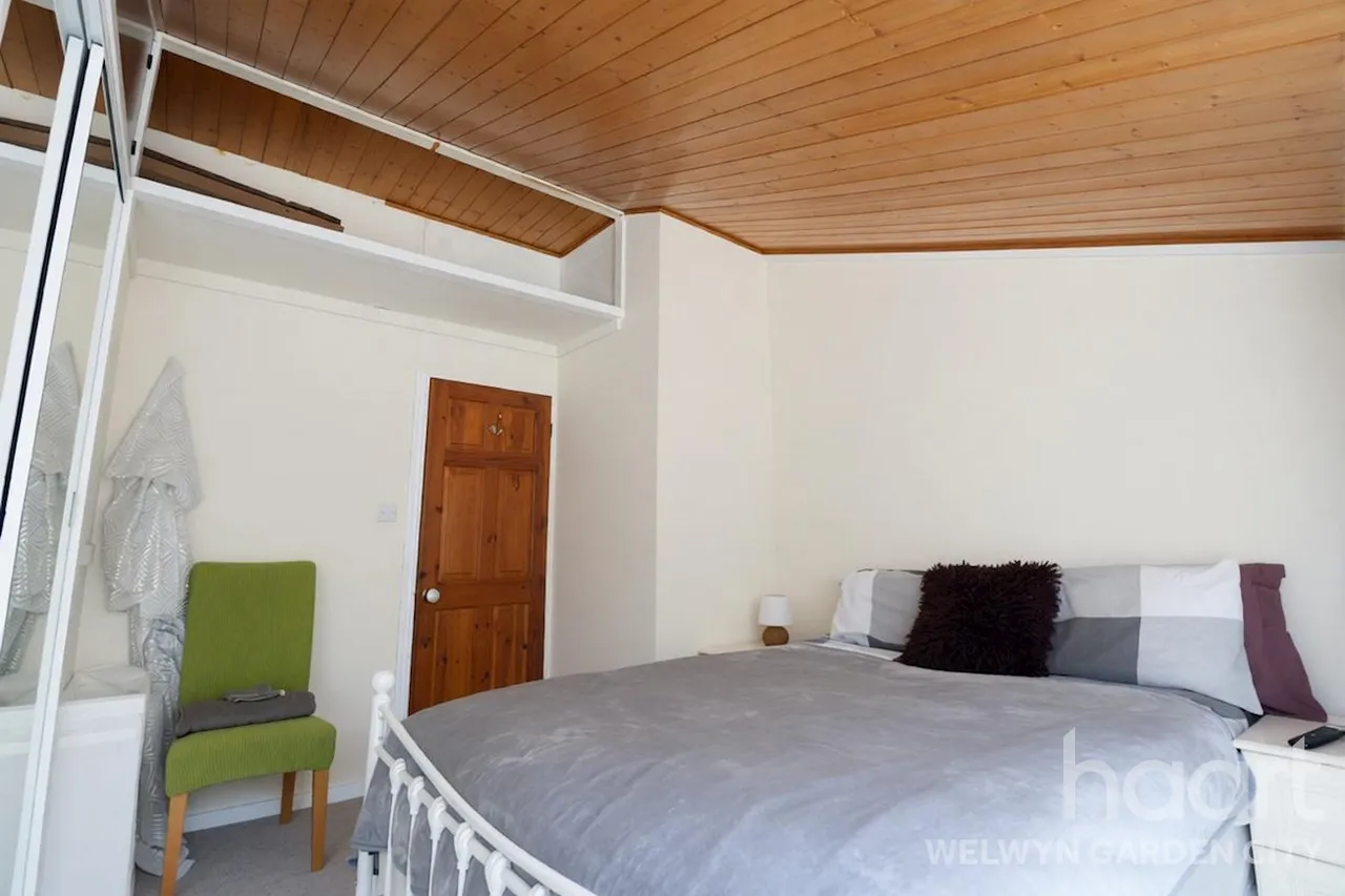 Daniells, Welwyn Garden City, AL7, photo 16