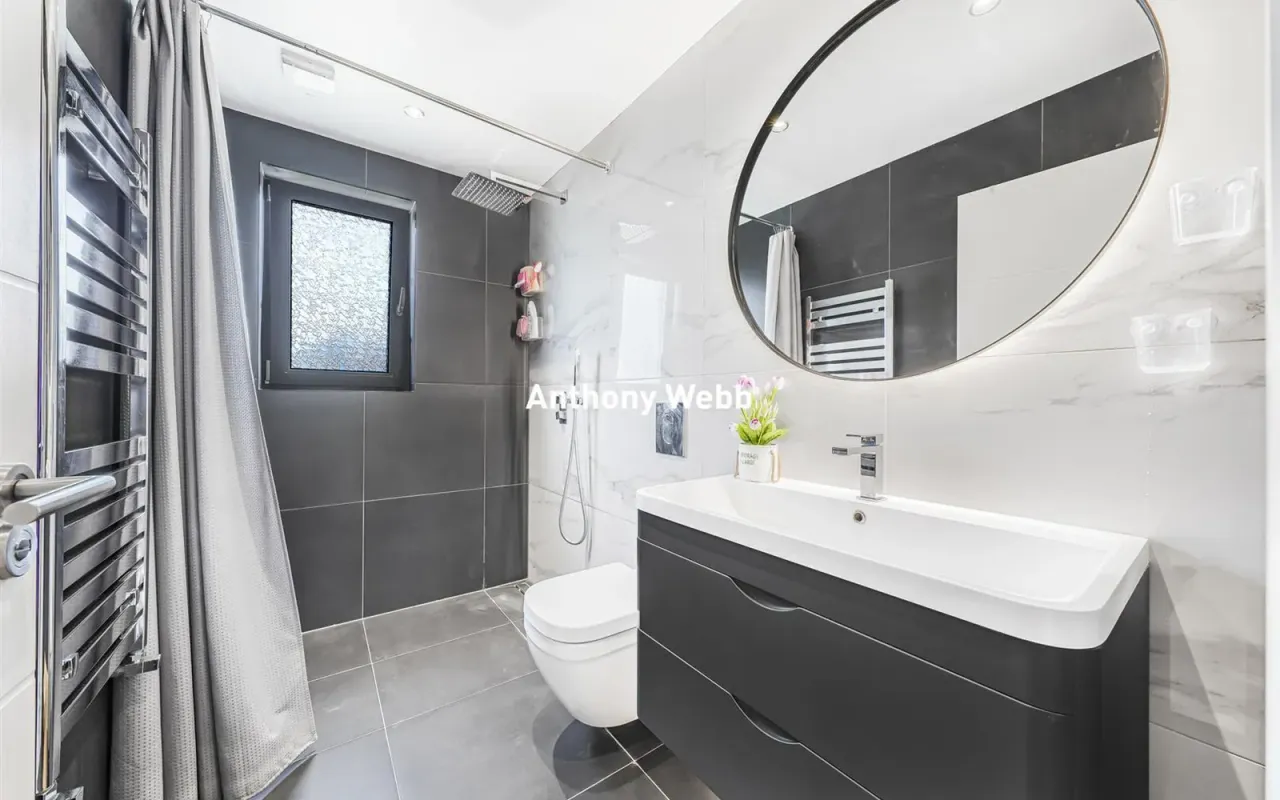 Falkland Avenue, New Southgate, N11, photo 17