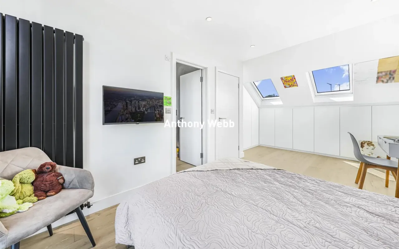 Falkland Avenue, New Southgate, N11, photo 16