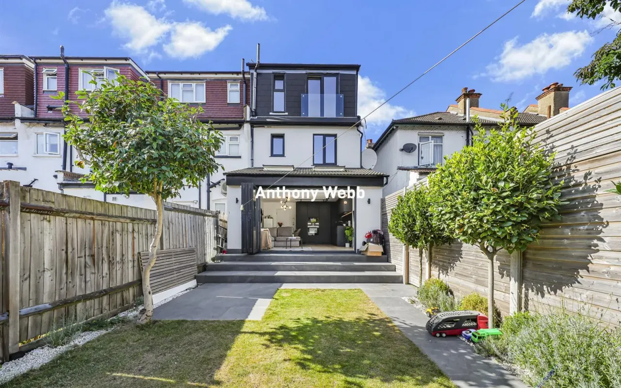 Falkland Avenue, New Southgate, N11, photo 20