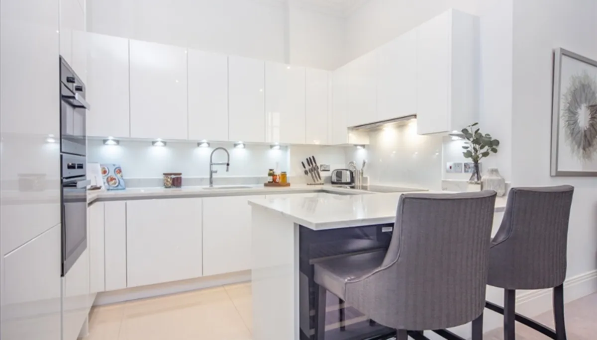 Oxbridge Terrace, London, W6, photo 3