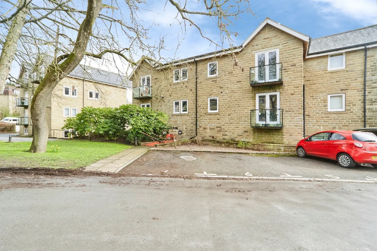 The Green, Bingley, BD16, photo 14