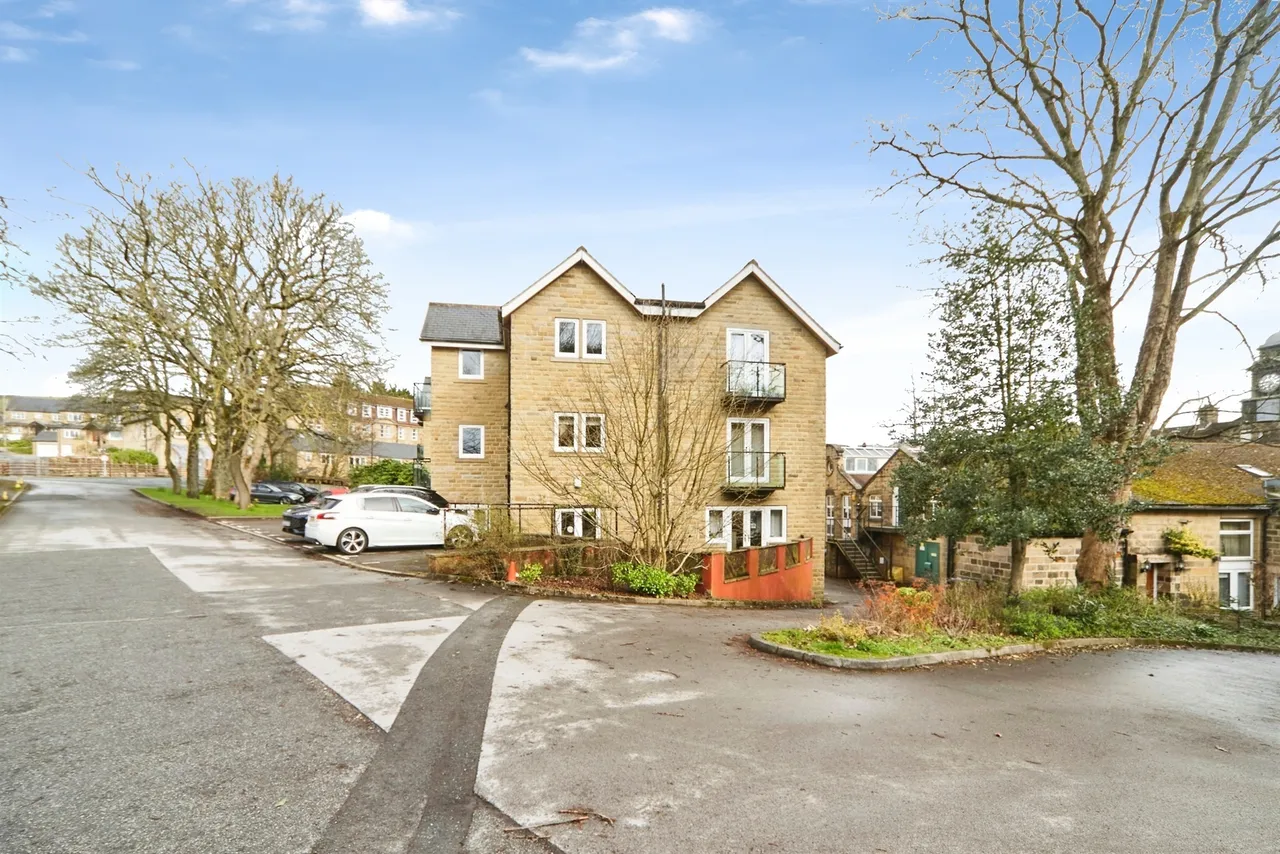 The Green, Bingley, BD16, photo 15