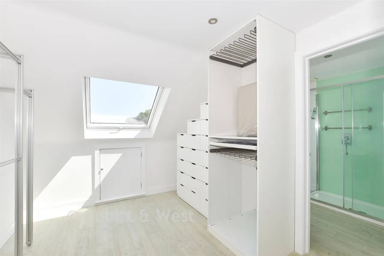Pinova Close, Crawley, RH11, photo 8