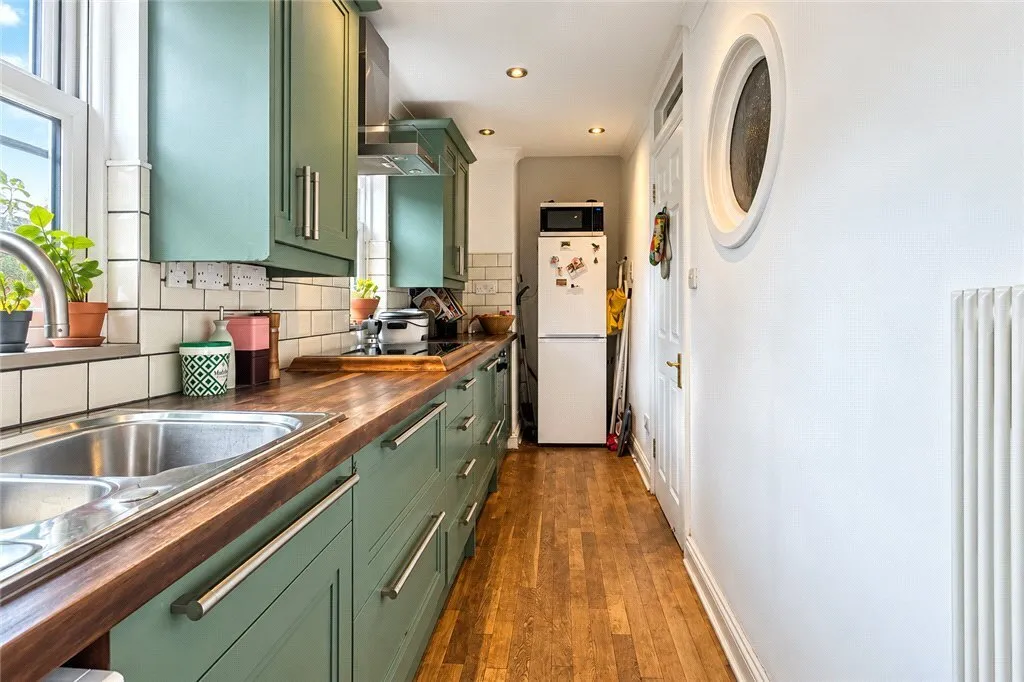 Whitehorse Road, Thornton Heath, CR7, photo 4