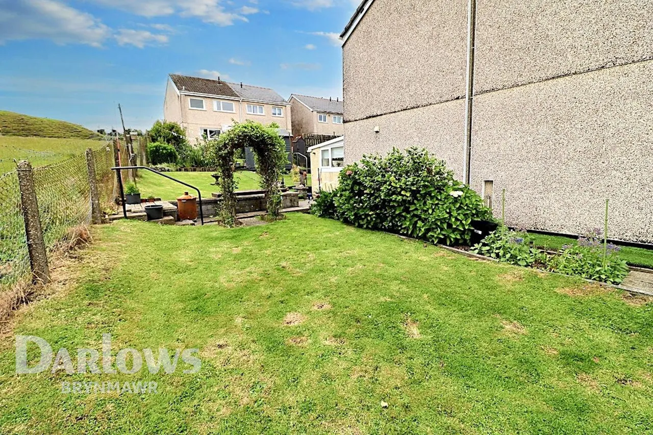 Brynawelon, Nantyglo, photo 24
