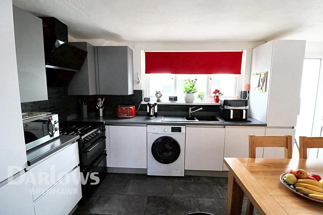 Brynawelon, Nantyglo, photo 5