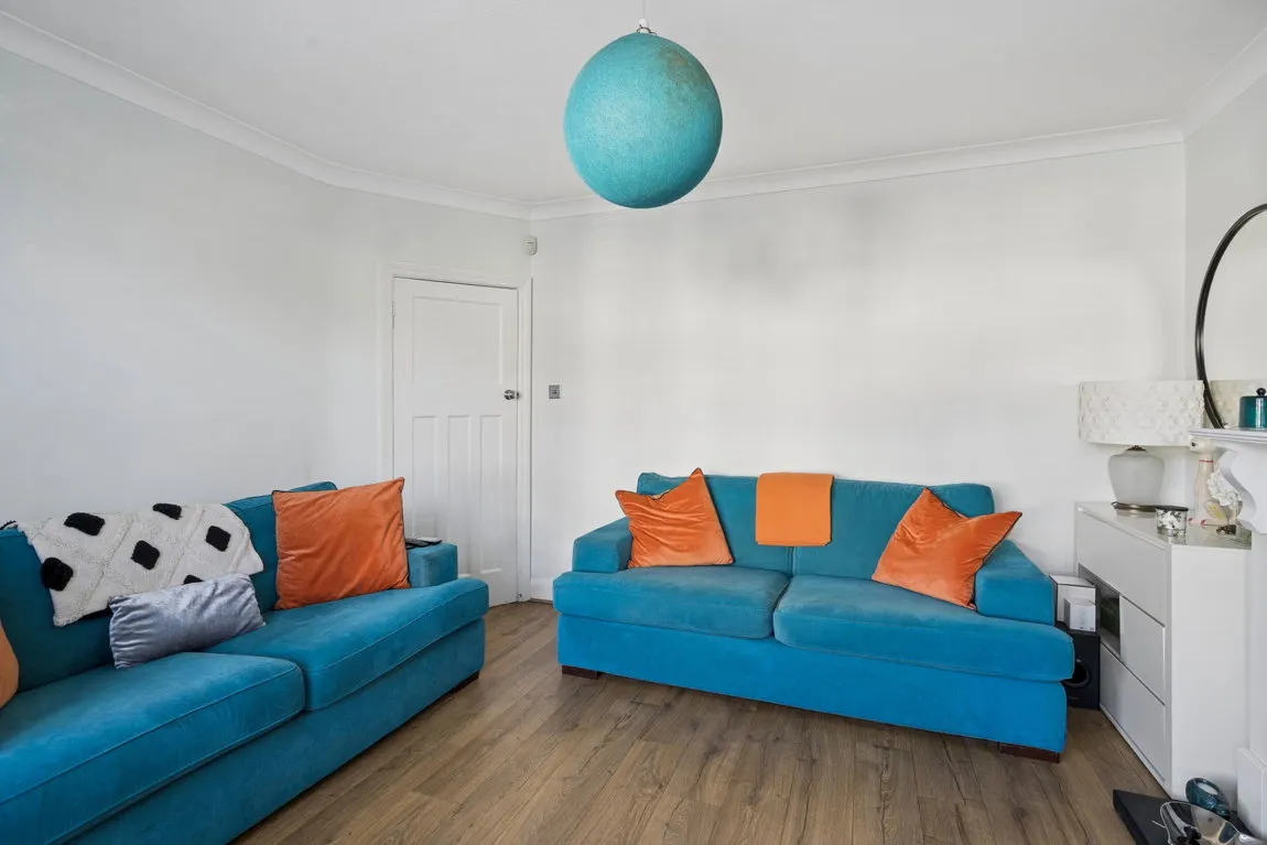 Eastcote Road, Pinner, HA5, photo 5