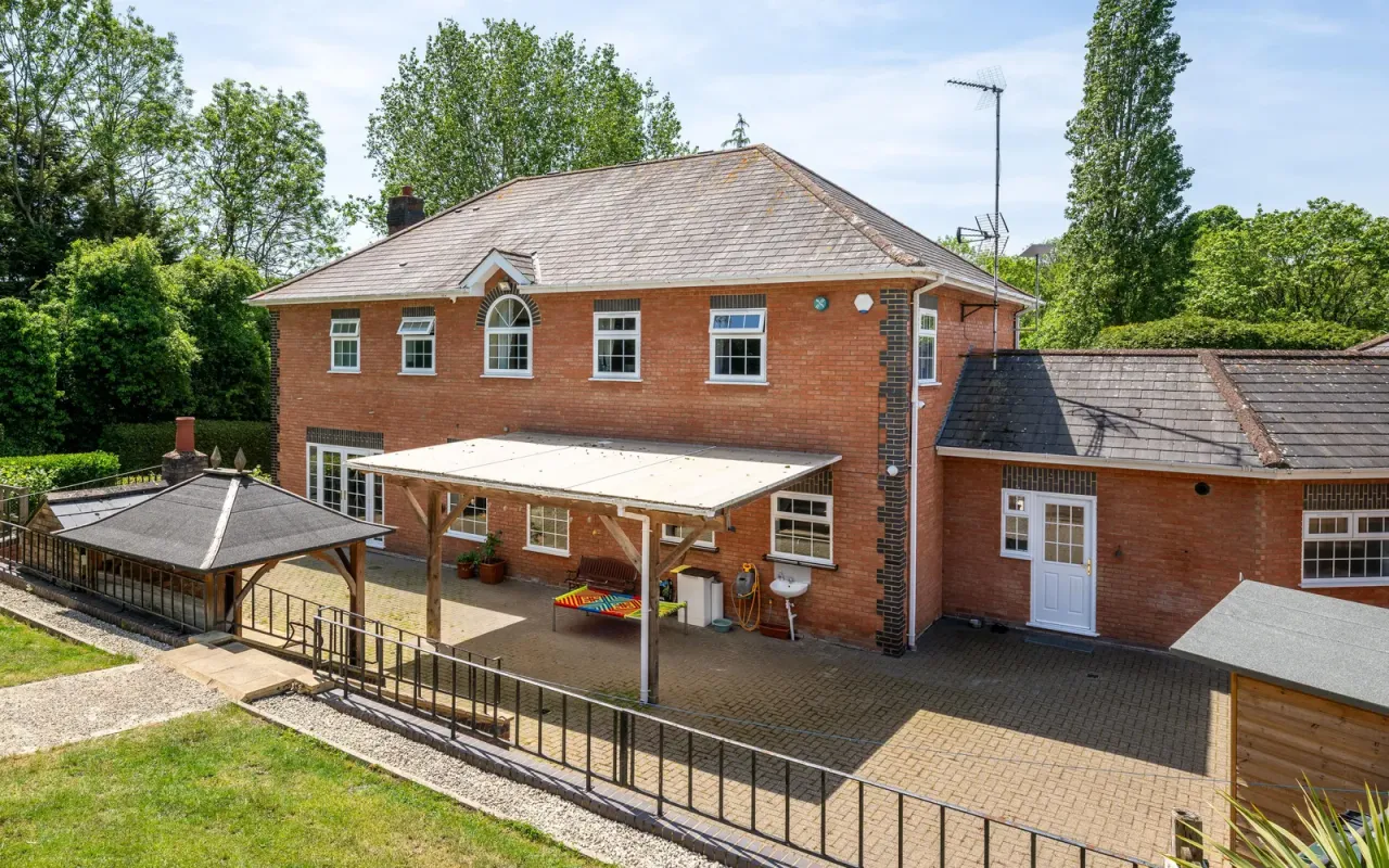 Brook Lane, Renhold, Bedford, photo 24