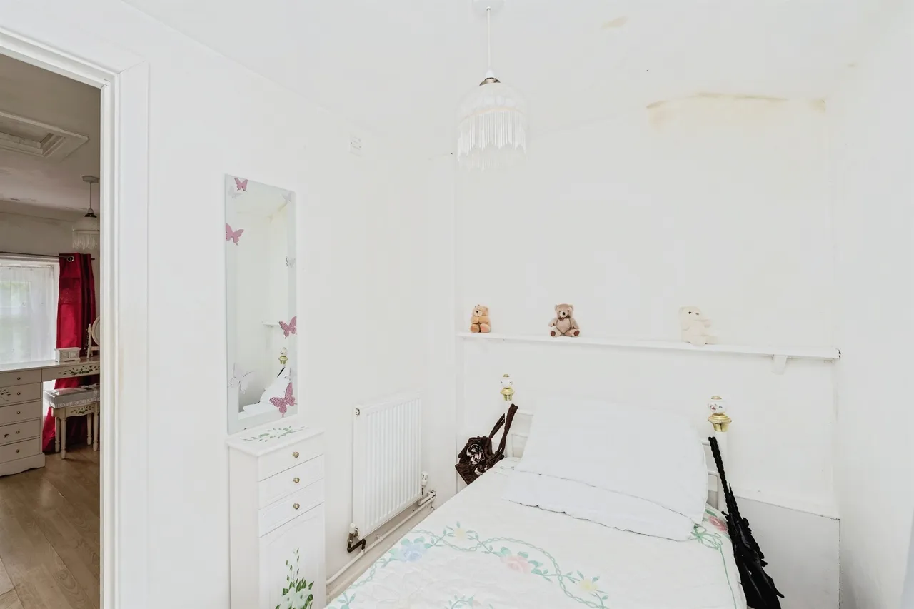 Wern Road, Swansea, SA9, photo 17