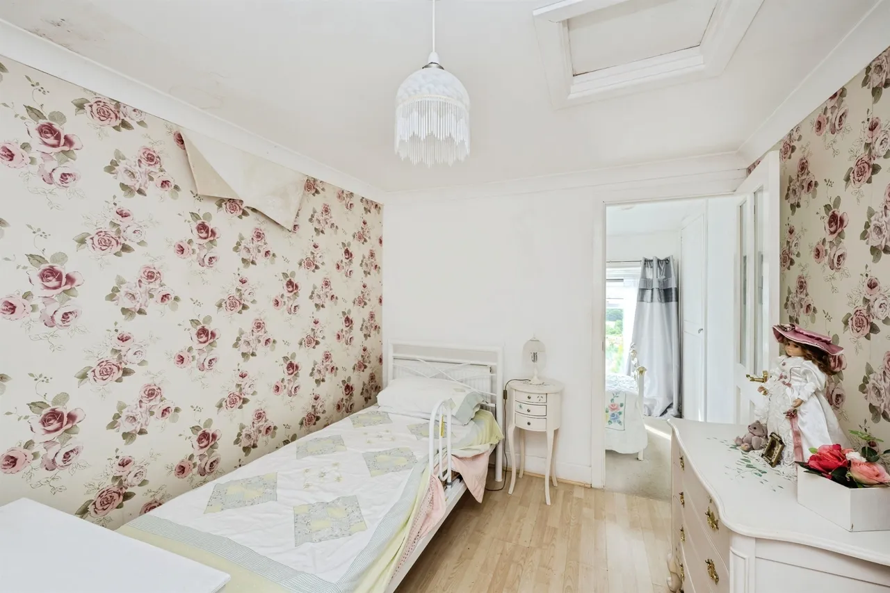 Wern Road, Swansea, SA9, photo 6