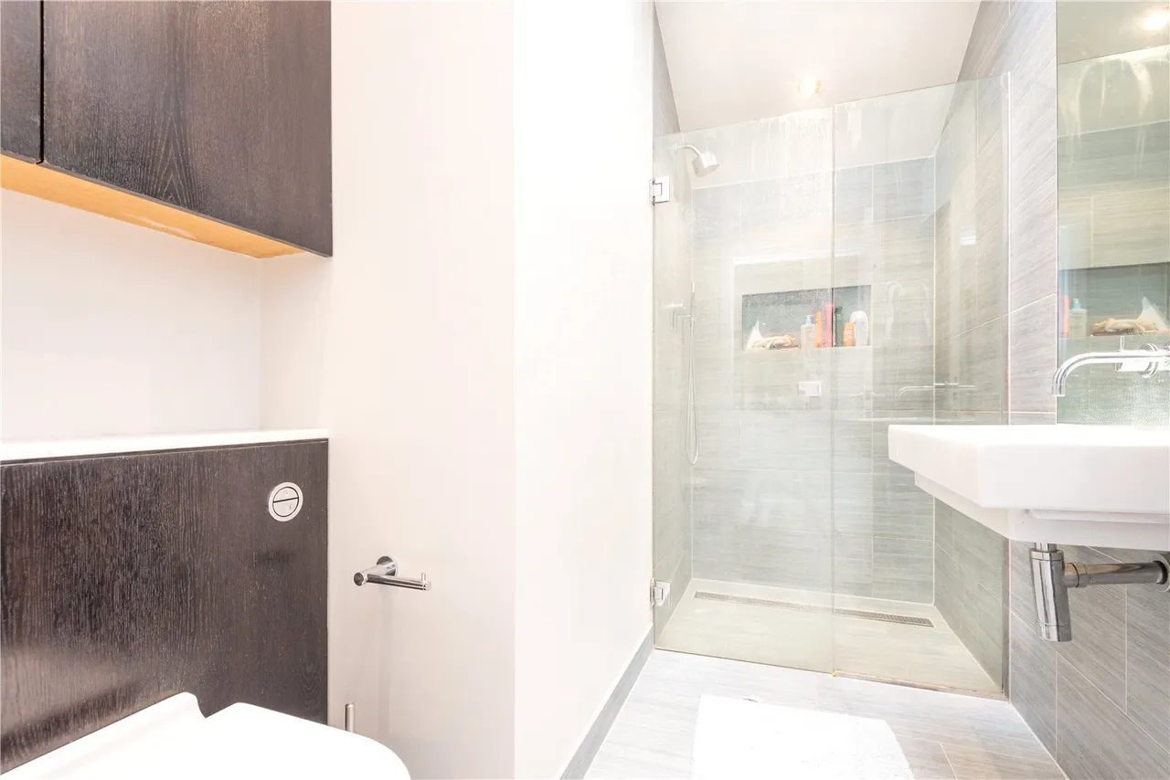 Stanford Road, London, N11, photo 4