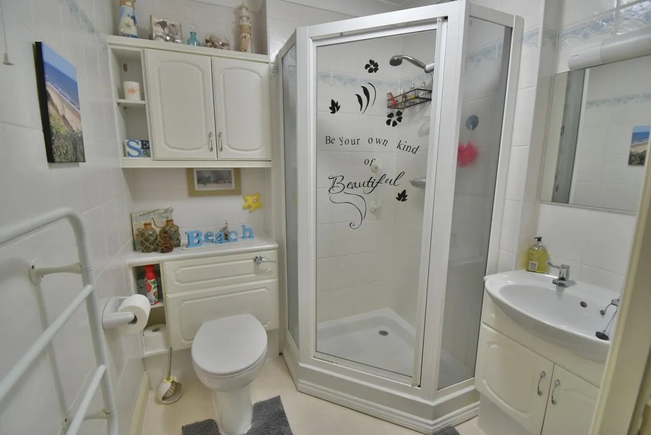 Pegasus Lodge, BH22, photo 9