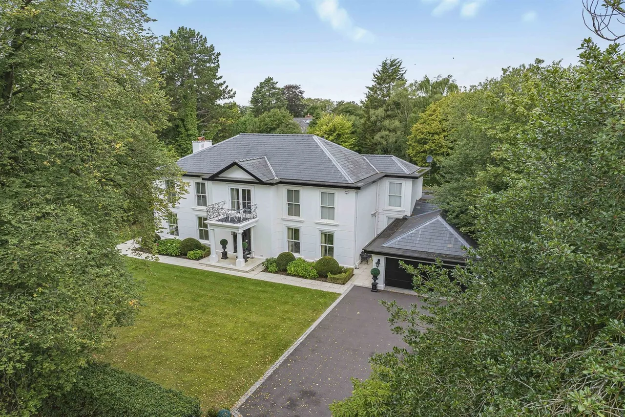 4 bed house for sale, Hale, Altrincham