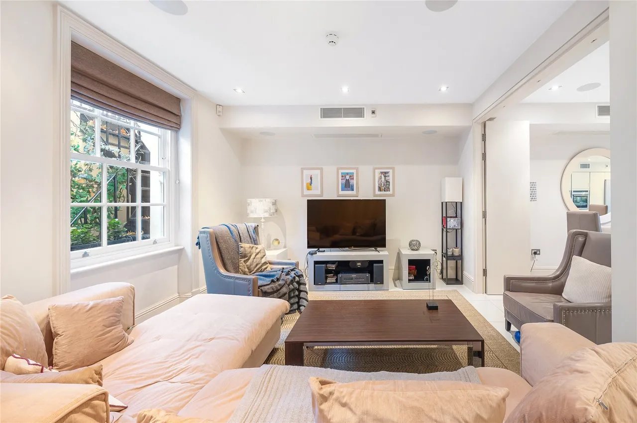 Warwick Way, Pimlico, London, SW1V, photo 8