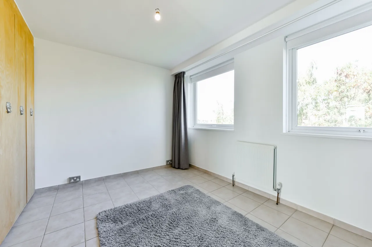Brentford, TW8, photo 9