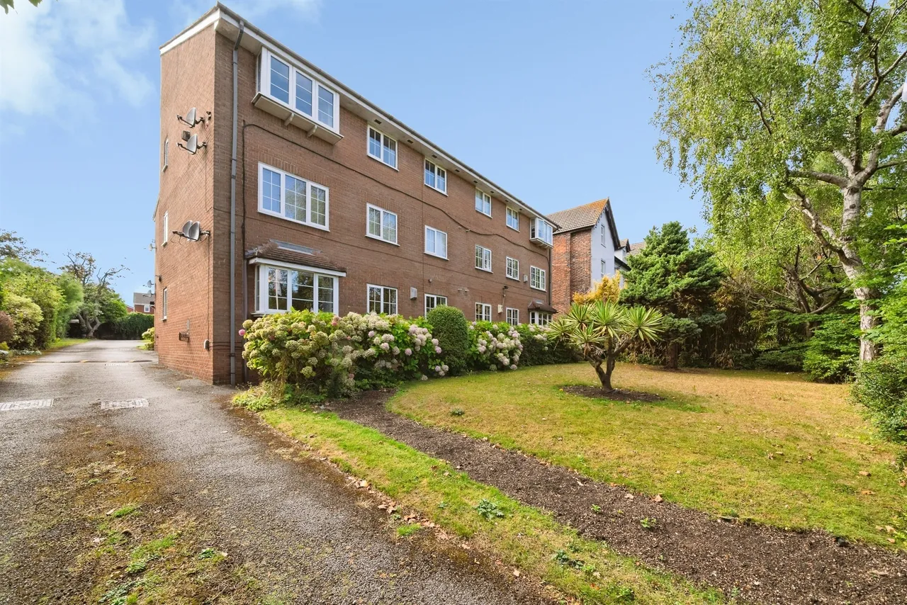 Penkett Road, Wallasey, CH45, photo 17