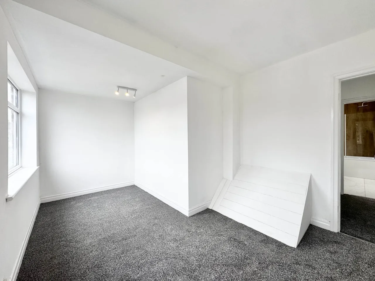 St. Georges Avenue, Windle, photo 23