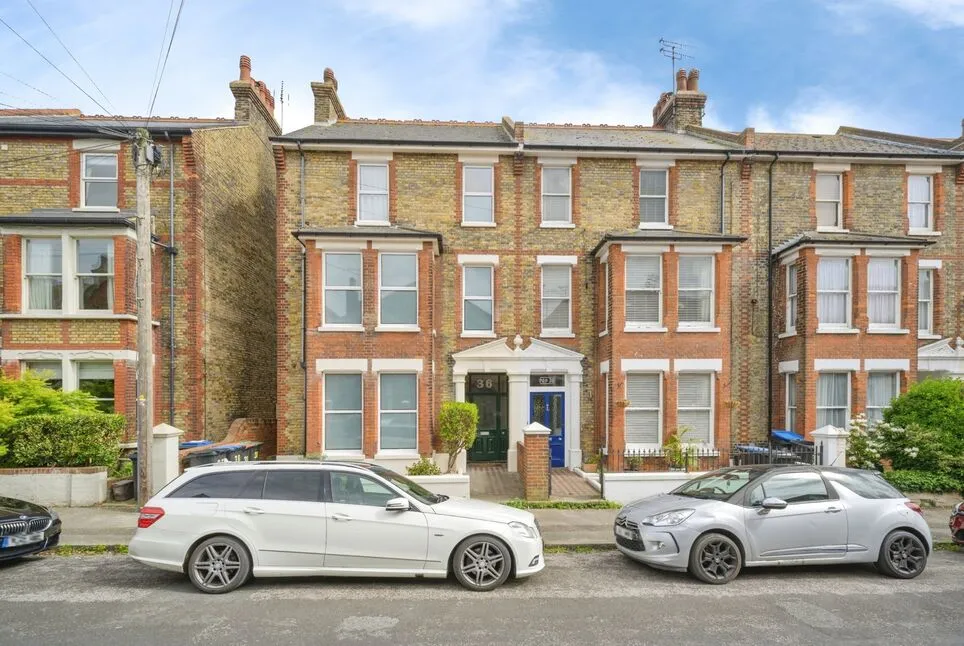 5 bed house for sale — Grove Road, Ramsgate, Kent, CT11