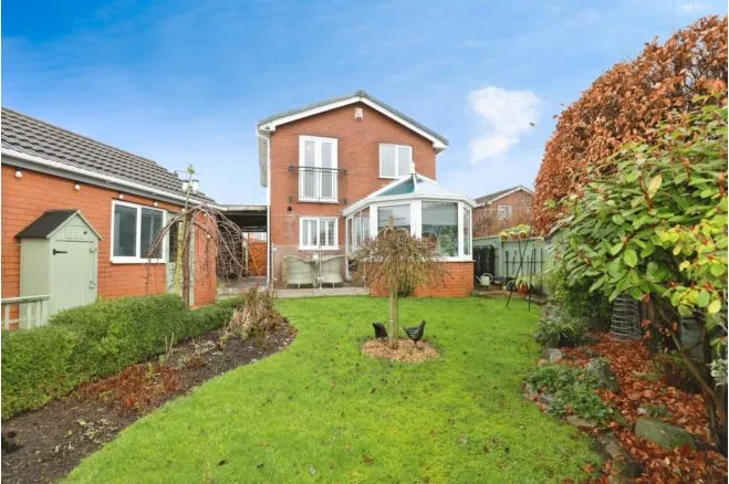 Eden Close, Stoke-On-Trent, photo 2