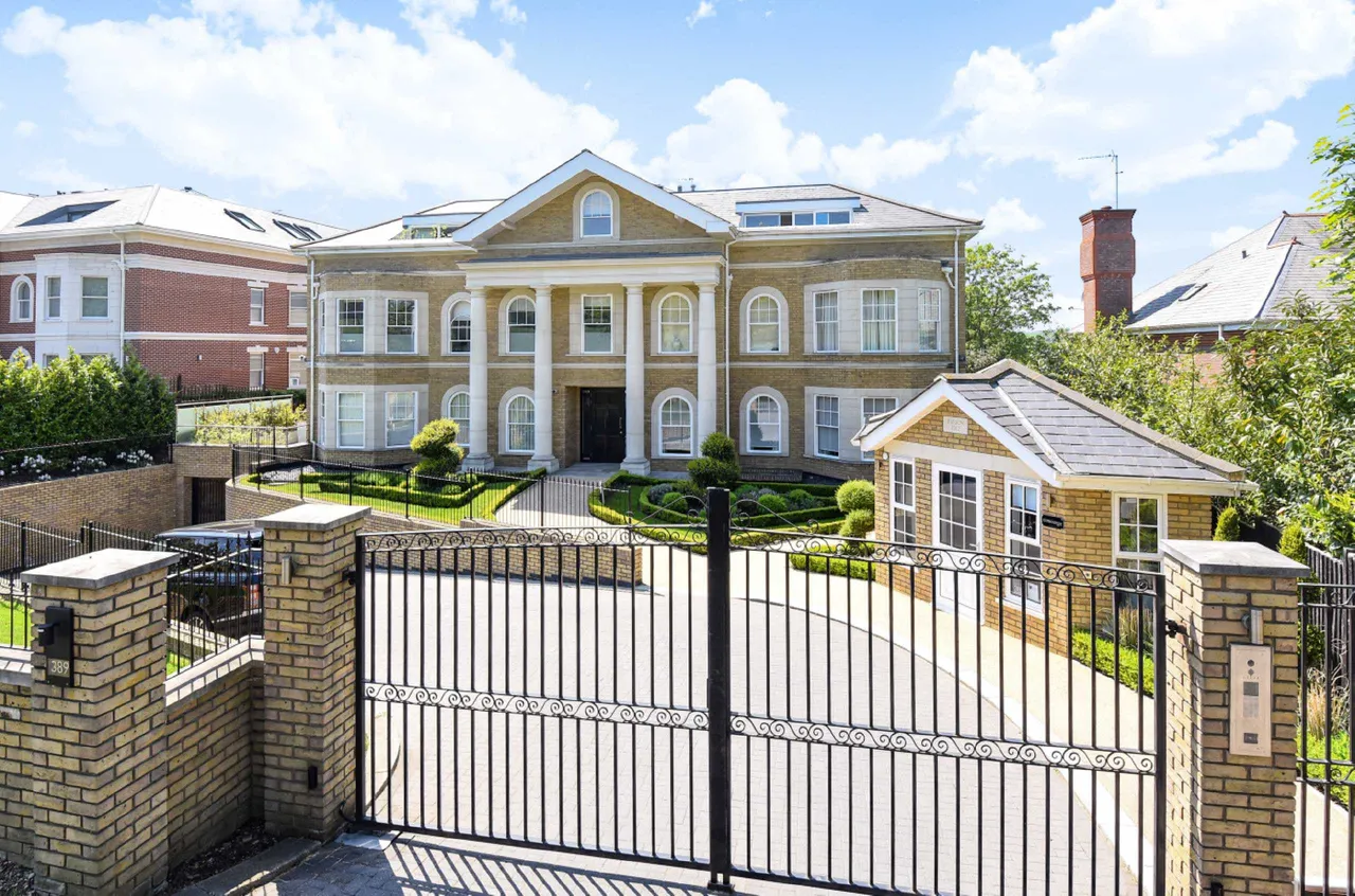 Cockfosters Road, Hadley Wood, EN4 0JS, photo 18