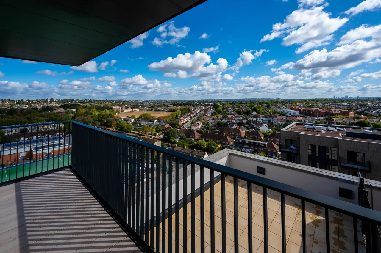 Flat 87, Rivulet Apartments, New Malden, photo 3