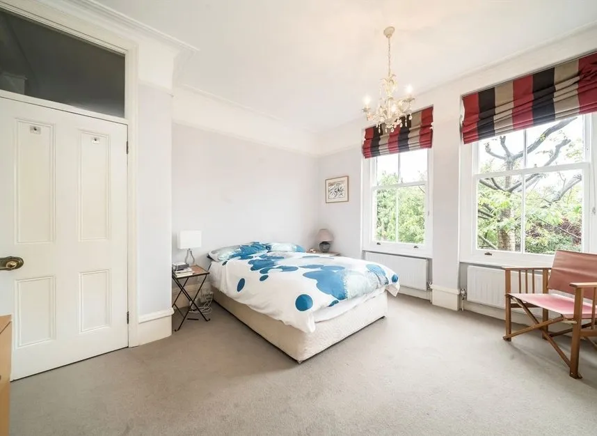 Sutton Court, Chiswick, W4, photo 4