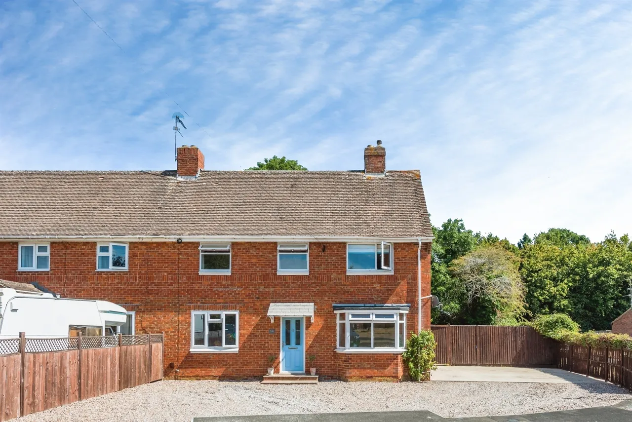 3 bed house for sale, St. Margarets Green, Swindon, SN3