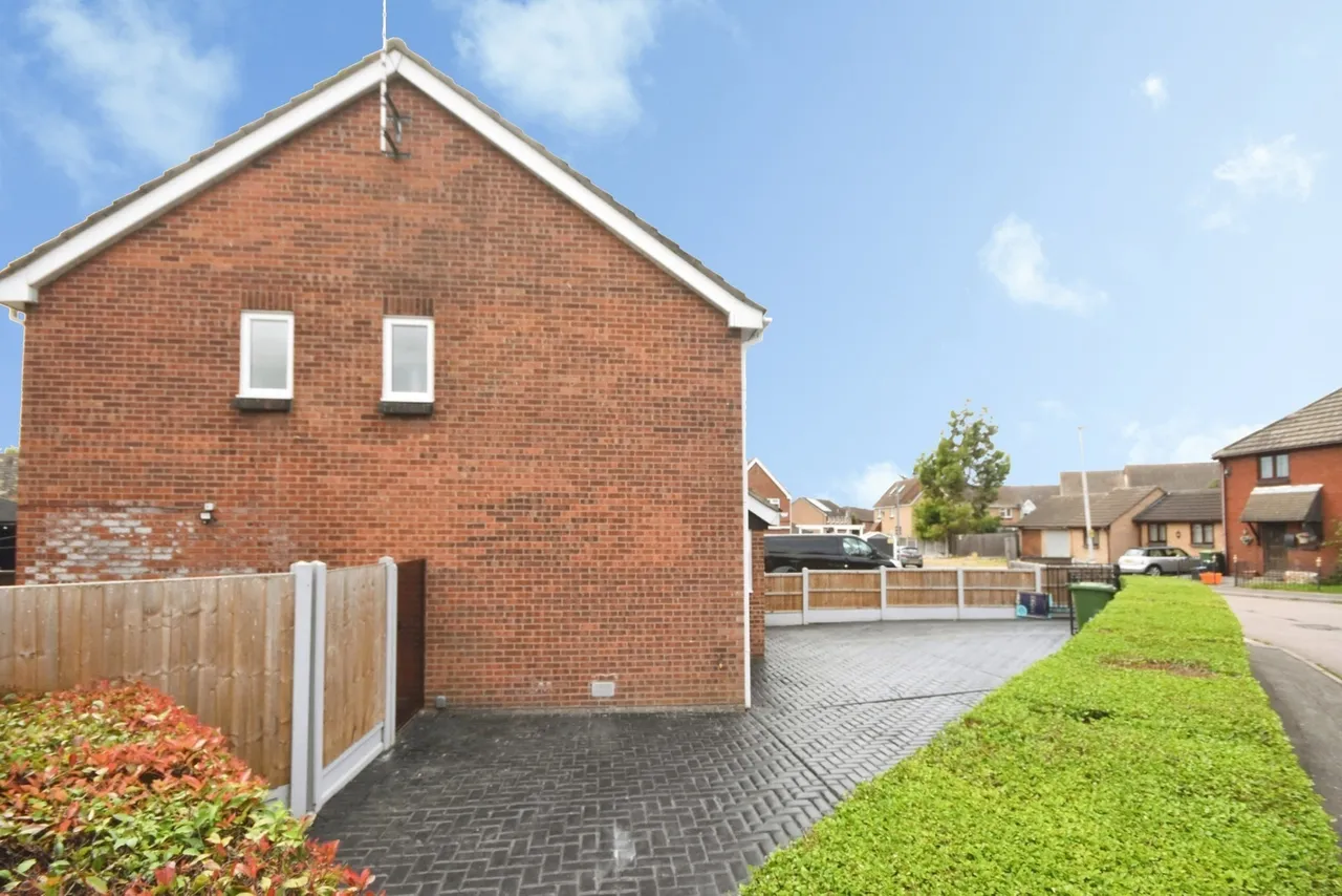Langford Grove, Basildon, Essex, SS13, photo 4