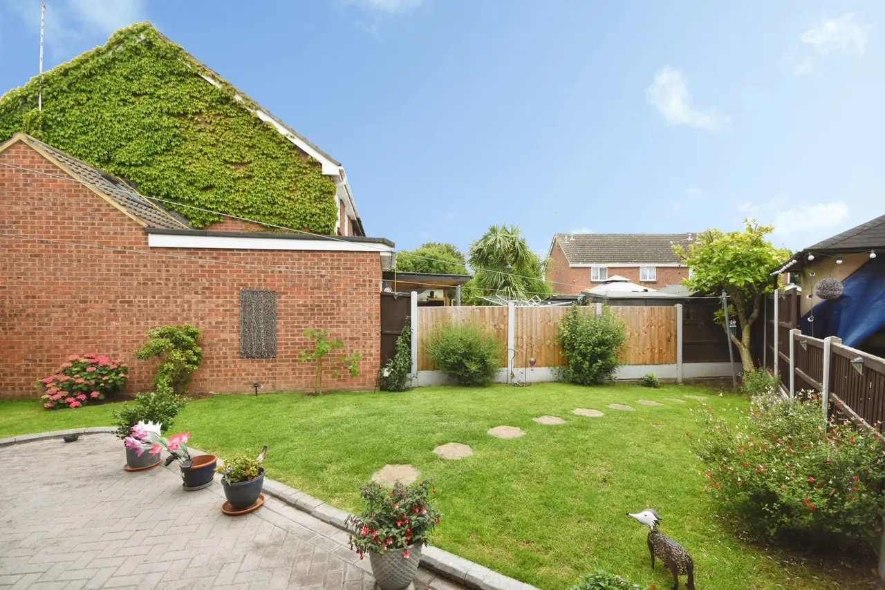 Langford Grove, Basildon, Essex, SS13, photo 9