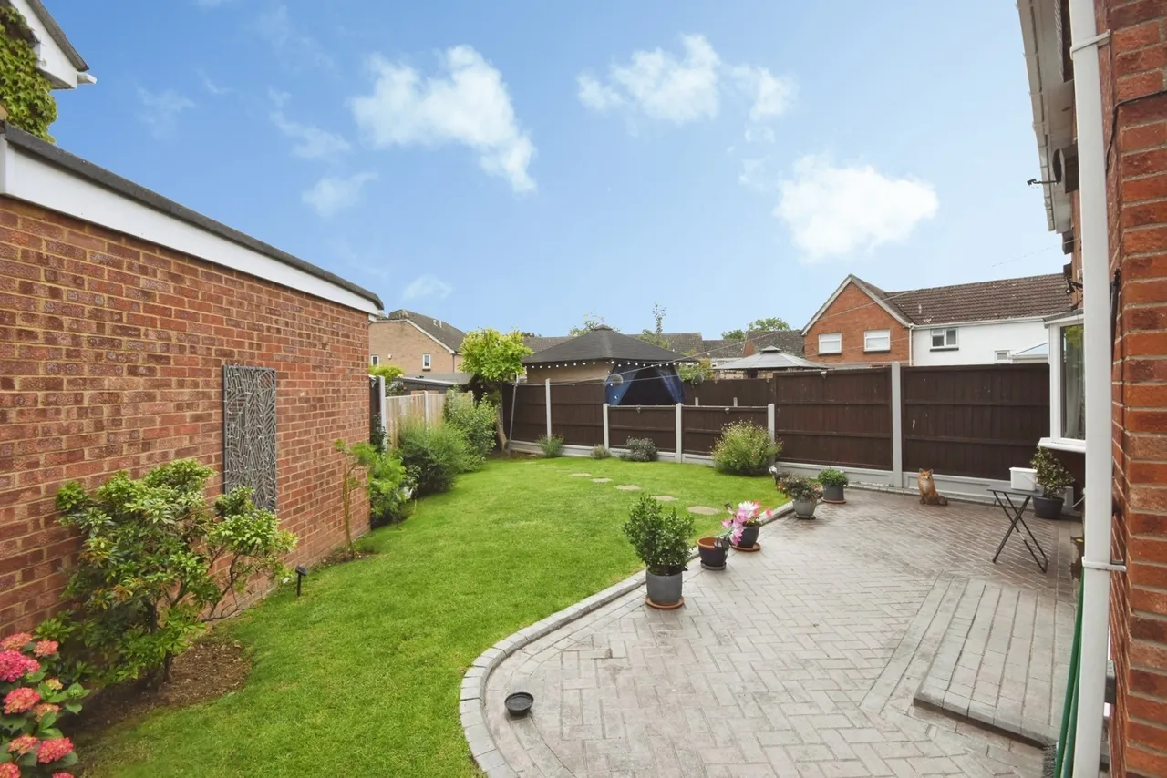 Langford Grove, Basildon, Essex, SS13, photo 16