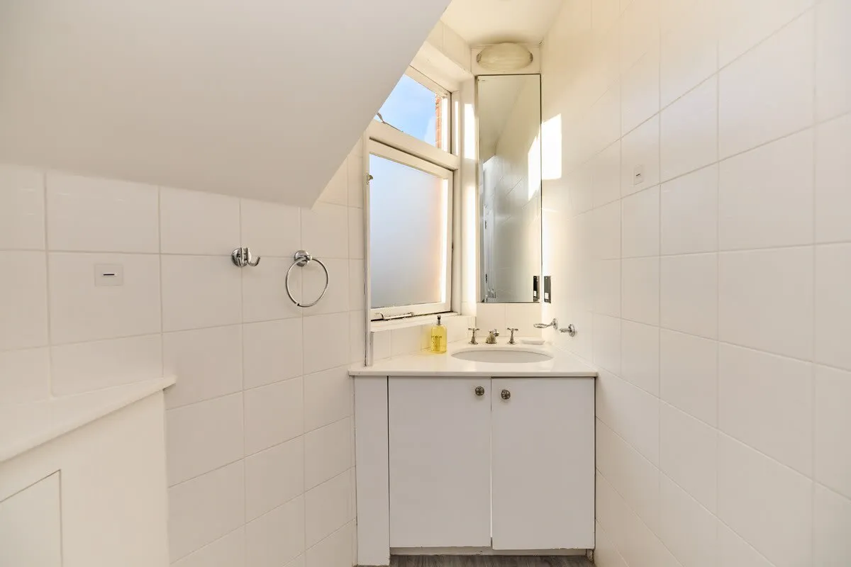 Rudall Crescent, NW3, photo 33