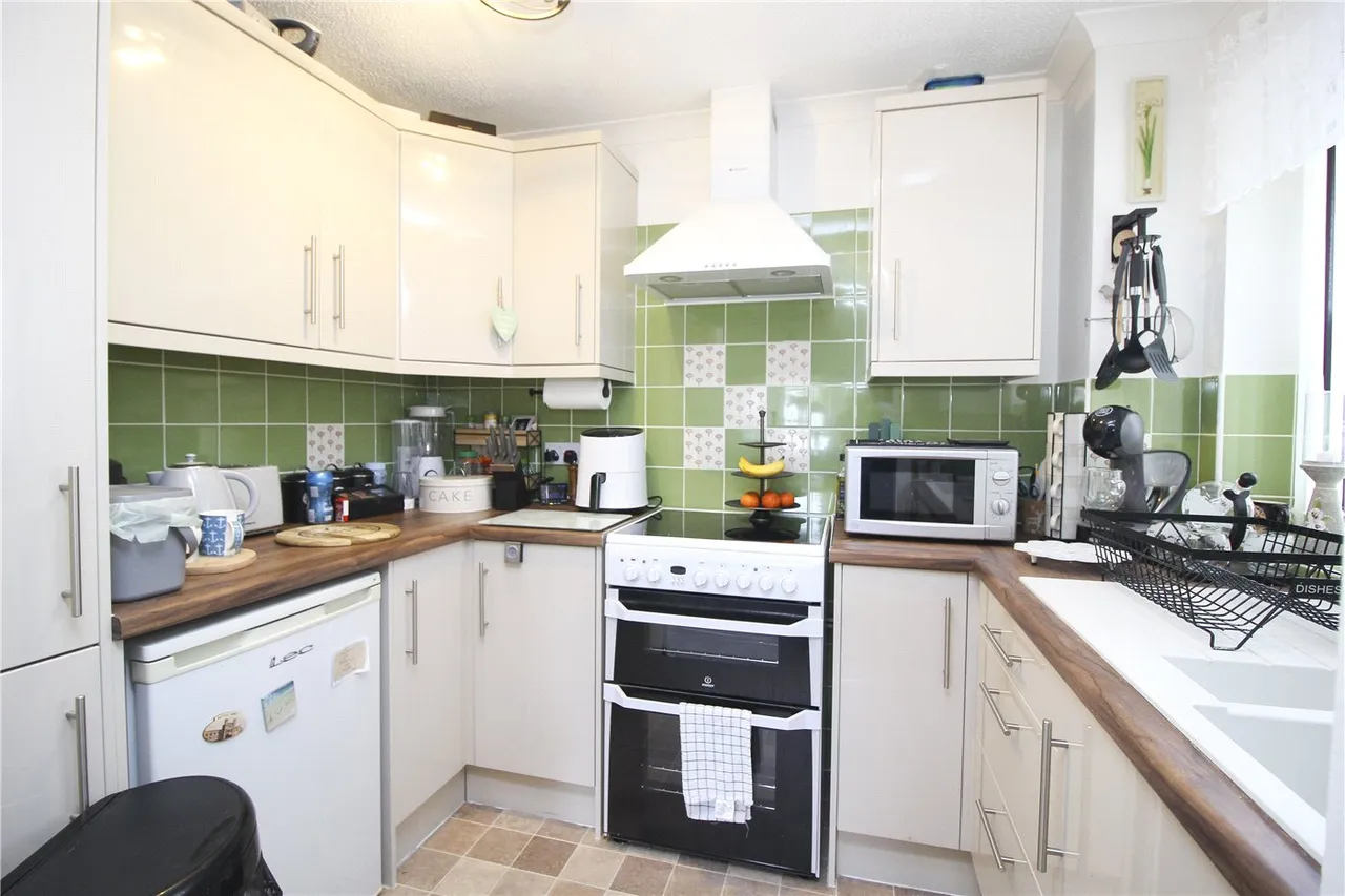 Imperial Avenue, Westcliff-on-Sea, Essex, SS0, photo 4