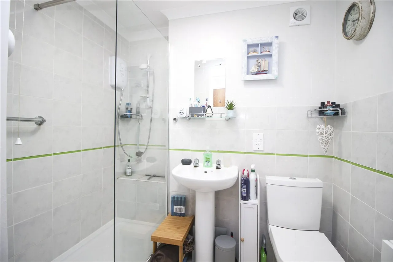 Imperial Avenue, Westcliff-on-Sea, Essex, SS0, photo 6