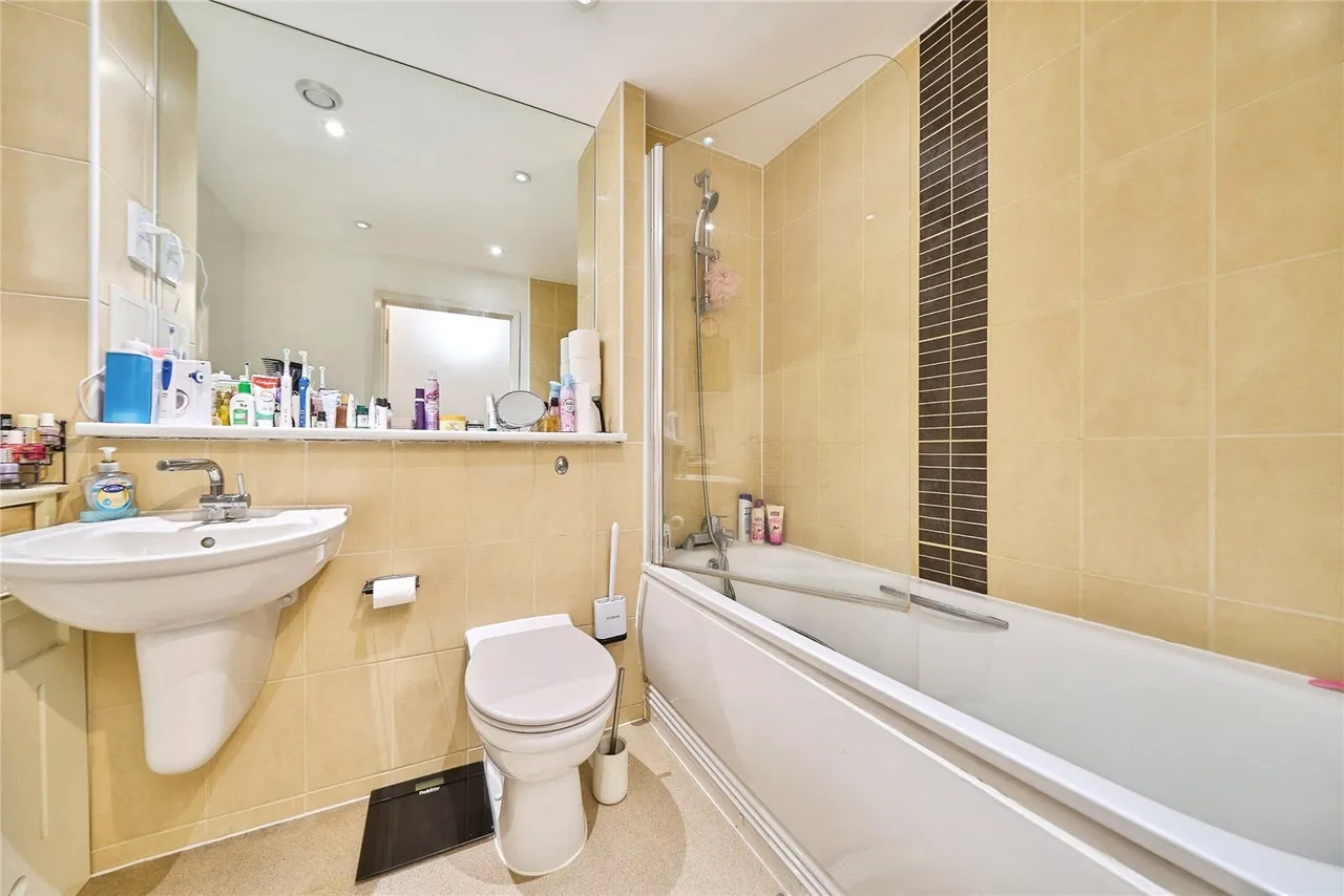 Jude Street, London, E16, photo 13
