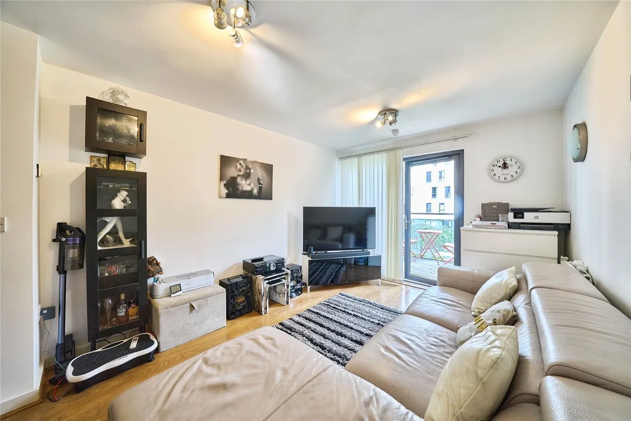 Jude Street, London, E16, photo 3