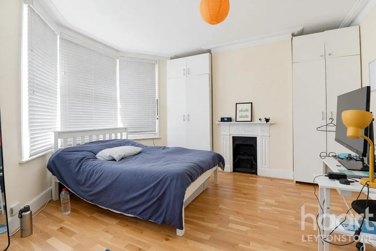 Grove Green Road, London, E11, photo 10