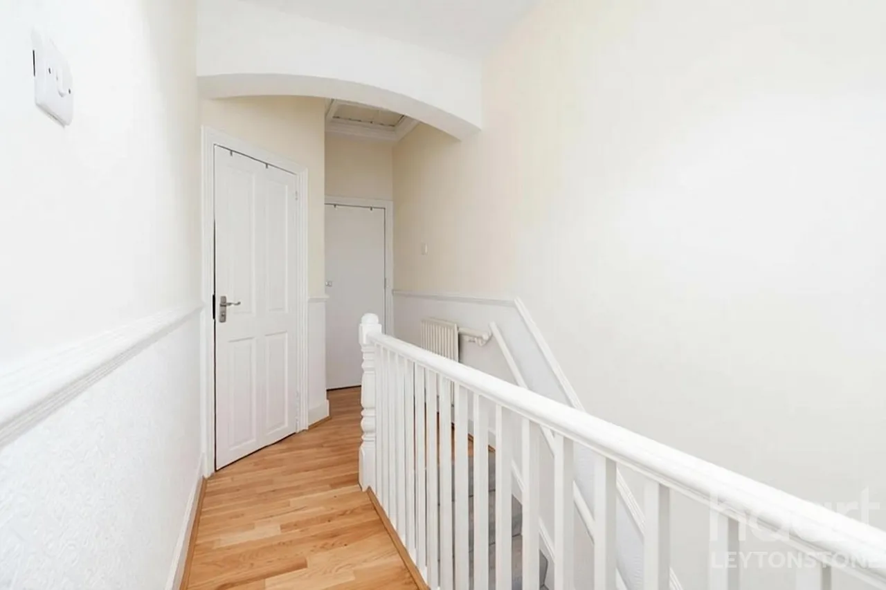 Grove Green Road, London, E11, photo 16