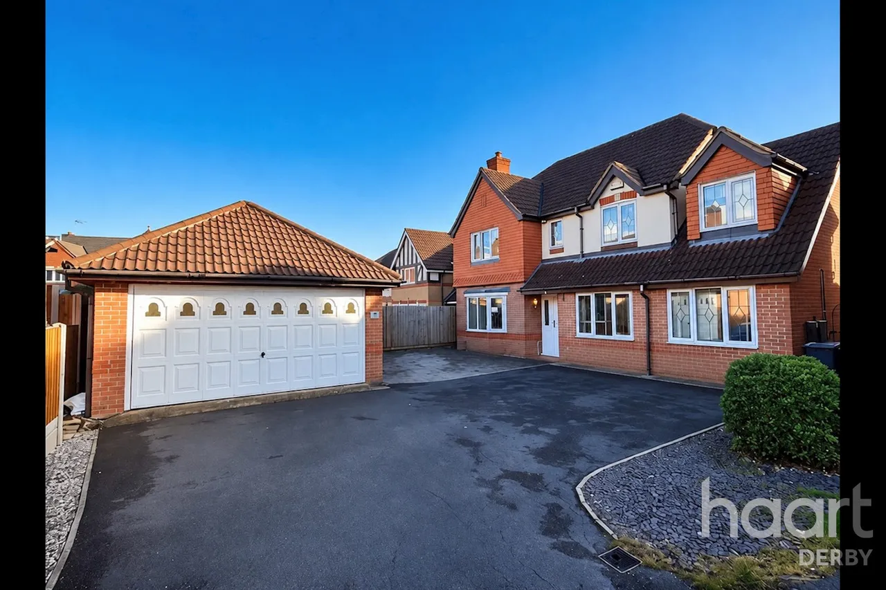 Wheathill Grove, Heatherton Village, DE23, photo 3