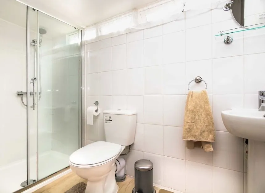 Gibbon Road, Kingston Upon Thames, KT2, photo 4