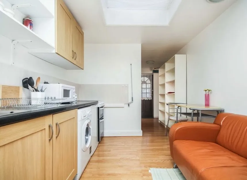 Gibbon Road, Kingston Upon Thames, KT2, photo 3