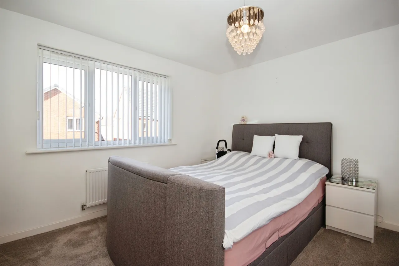Chelmsford Drive, Coventry, CV6, photo 18