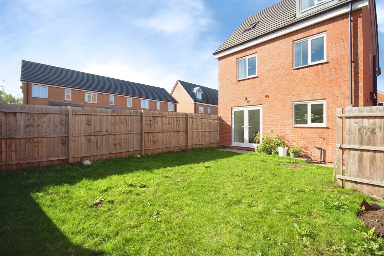 Chelmsford Drive, Coventry, CV6, photo 16